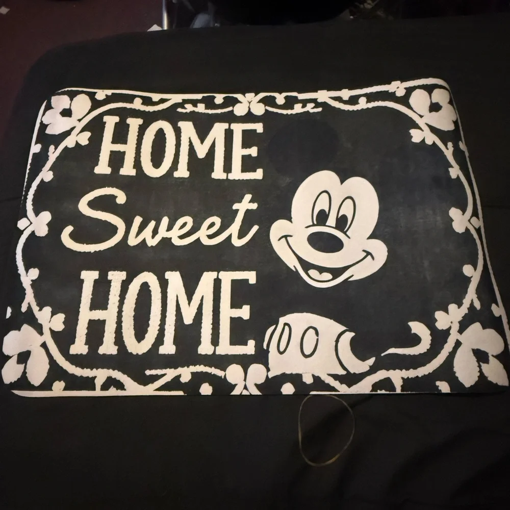 Mickey Welcome Mat